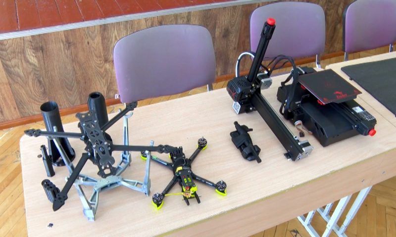 Школьники из Туапсе начнут изготавливать детали для дронов на 3D-принтерах