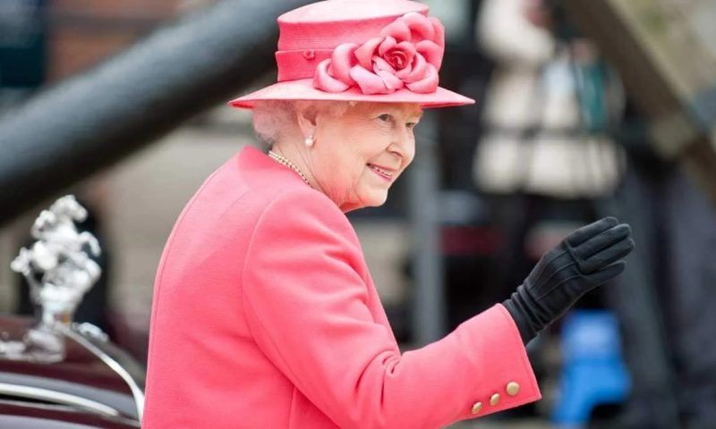 Год без королевы: что произошло в британской монаршей семье без Елизаветы II