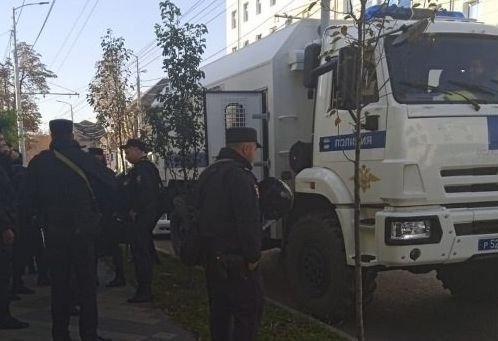 В полиции Краснодара объяснили скопление автозаков в центре города