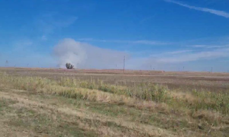 Столбы дыма от горящей соломы испугали жителей Красноармейского района