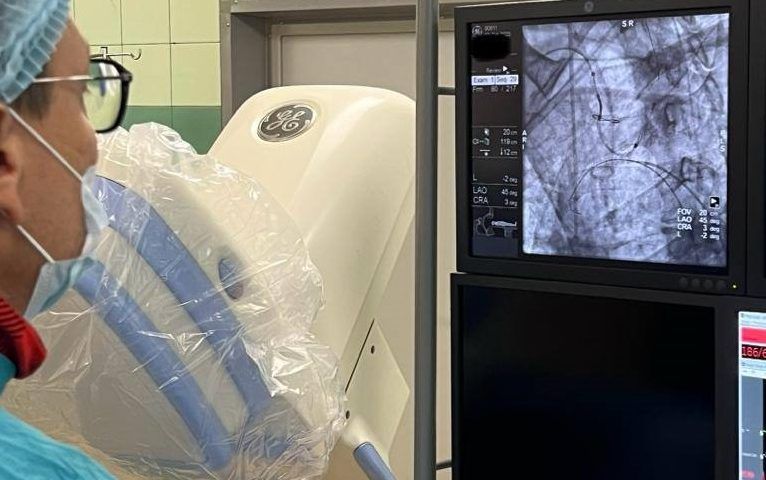 Хирурги ККБ № 1 впервые в ЮФО заменили клапан аорты по уникальной технологии