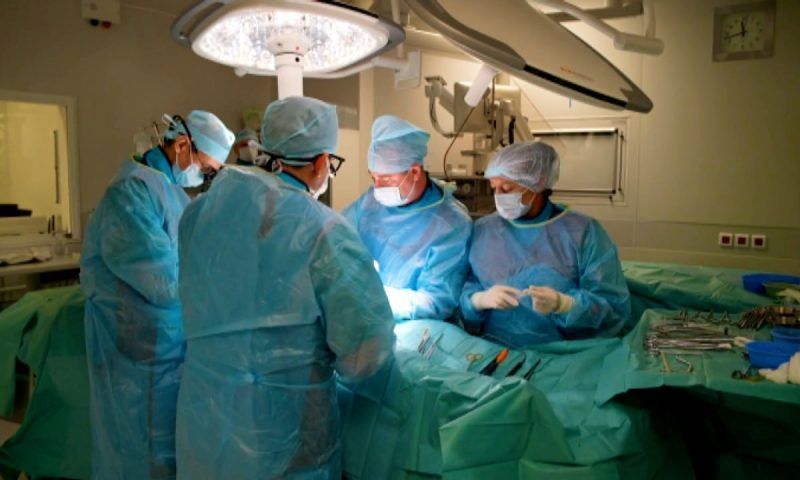 Врачи ККБ № 1 провели вторую за год трансплантацию, пересадив пациенту почку