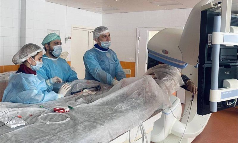 Подвижность конечностей вернули врачи в Сочи туристу из Екатеринбурга