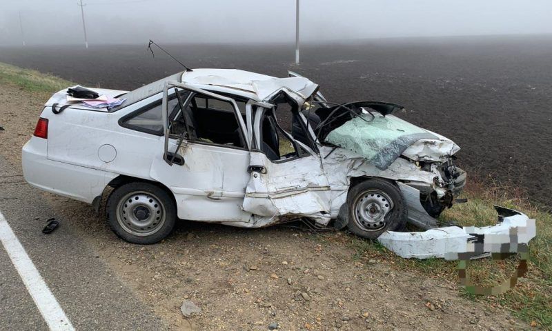 Водитель легковушки погиб в ДТП с фурой в Краснодарском крае