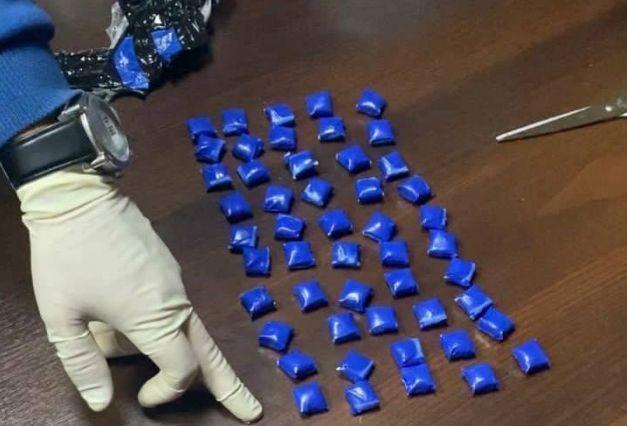 У троих наркосбытчиков изъяли 77 свертков с «синтетикой» в Краснодаре