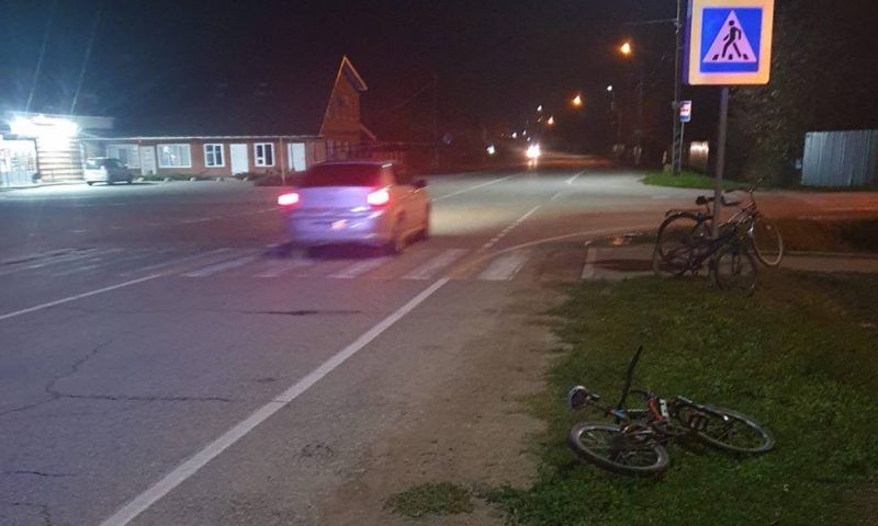 Иномарка сбила девочку с велосипедом на пешеходном переходе в Краснодарском крае