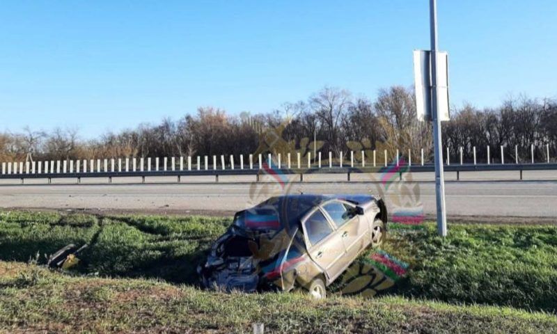 Фура смяла «Ладу» в Краснодарском крае, пожилой водитель легковушки погиб