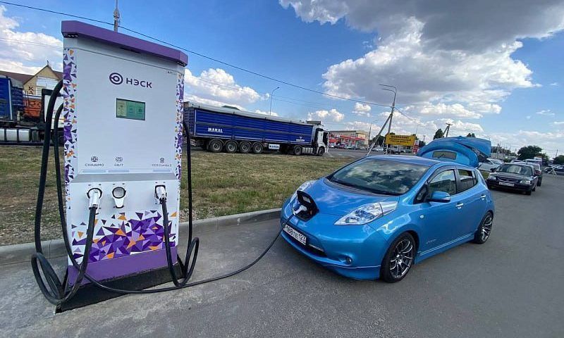 Более 40 зарядных станций для электромобилей установили на Кубани с начала года