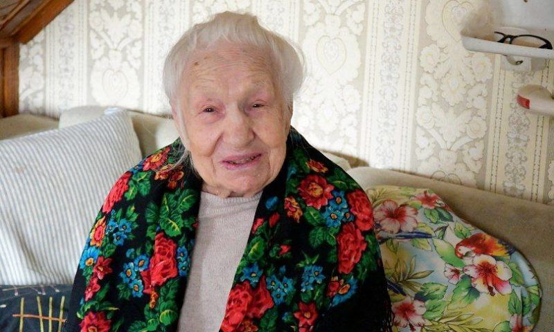 В Горячем Ключе ветеран войны Валентина Смирнова отметила 99-летие