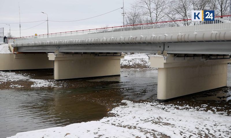Движение по новому мосту через реку Фарс открыли в Мостовском районе