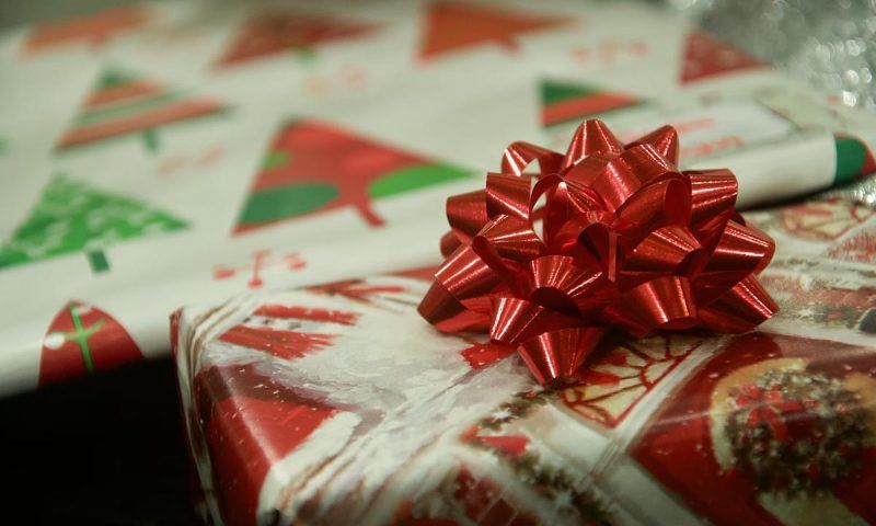 Пять советов, как выбрать сладкий новогодний подарок для ребенка