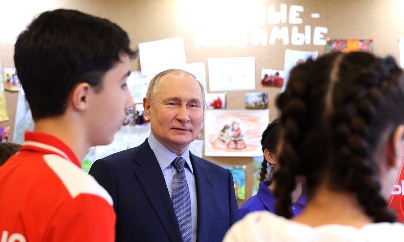 Путин: возможности «Движения первых» должны быть доступны не только в городах