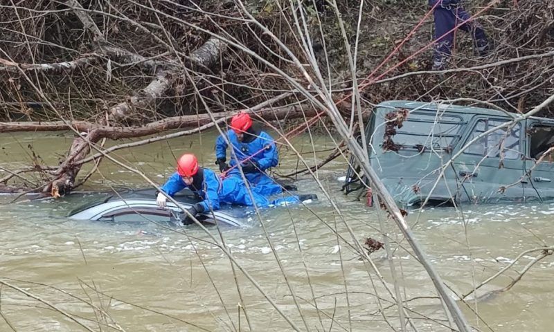 На Кубани нашли тело водителя, которого унесло в декабре течением реки Афипс