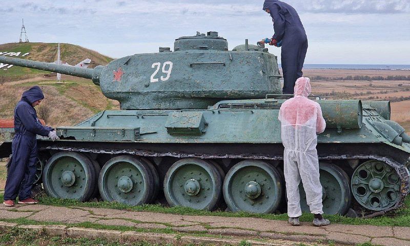 Около 100 экспонатов музея «Военная горка» в Темрюке восстановят до конца года