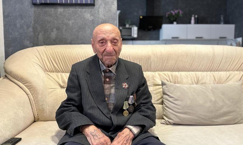 Участник Сталинградской битвы Айказ Овсепян отметил вековой юбилей в Краснодаре