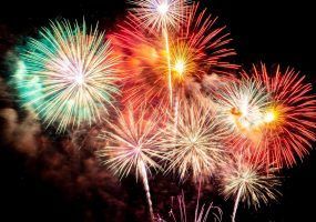 В Сочи планируют ограничить продажу пиротехники из-за фейерверков при атаке БПЛА