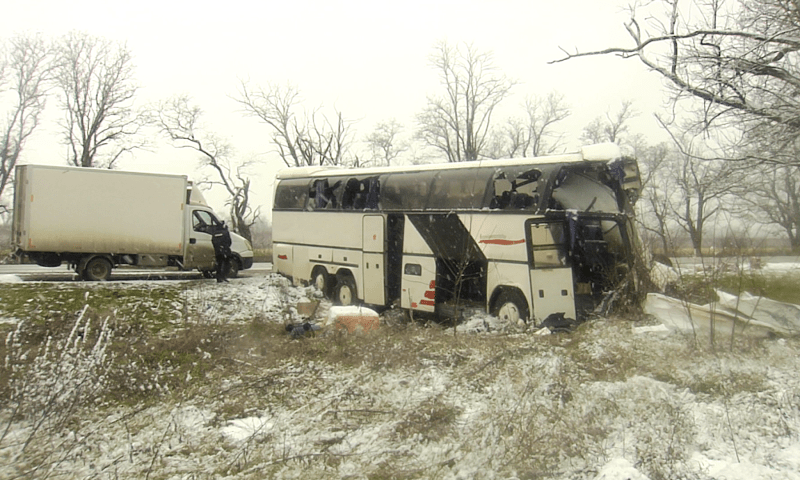 У водителя разбившегося на Кубани рейсового автобуса не было лицензии для работы
