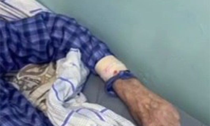 На Кубани от работы отстранили врача больницы, где пациента привязали к кровати