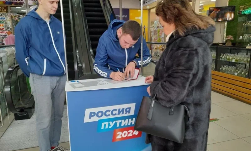 На Кубани открылись новые точки сбора подписей в поддержку Владимира Путина