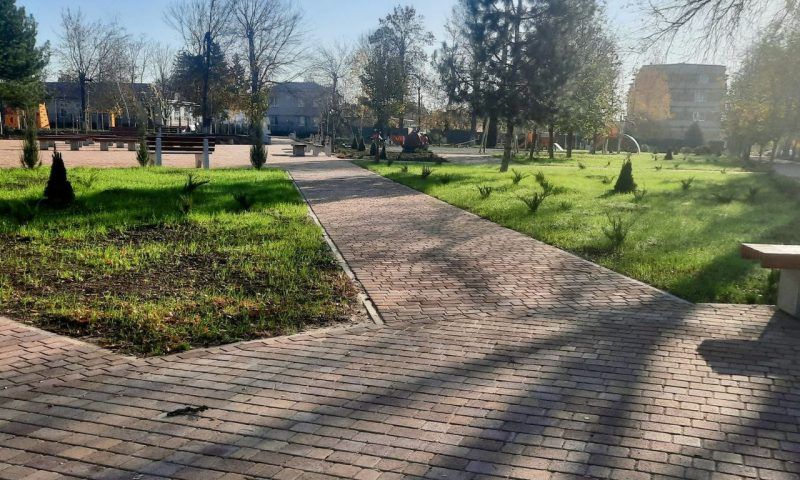 Парк в Выселковском районе благоустроили благодаря нацпроекту