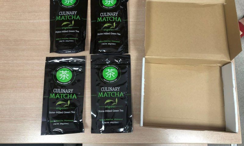 В посылке из Чехии под видом чая жительнице Кубани прислали 900 г наркотиков