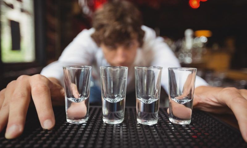 Жителей России предупредили о повышении цен на крепкий алкоголь в 2024 году