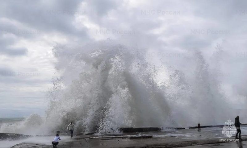 Шторм и сильный тягун в море прогнозируются в Туапсе