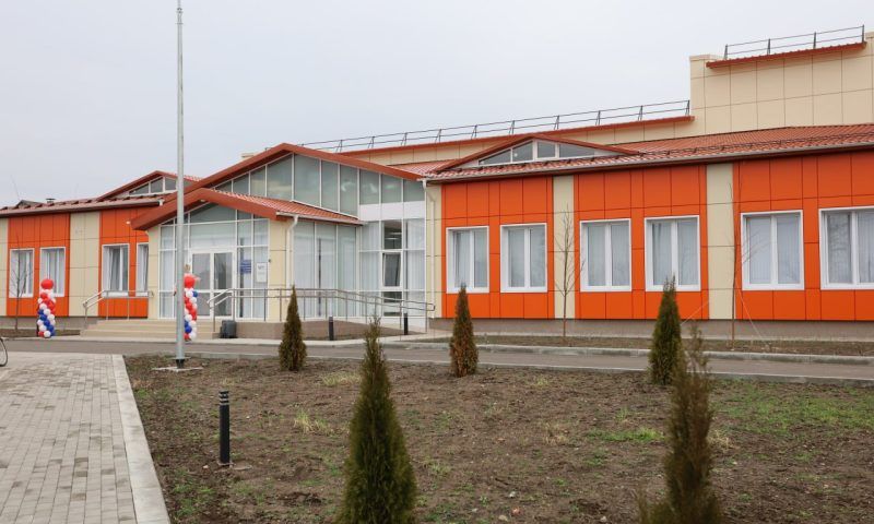 Дом культуры и новый корпус школы построили в Брюховецком районе