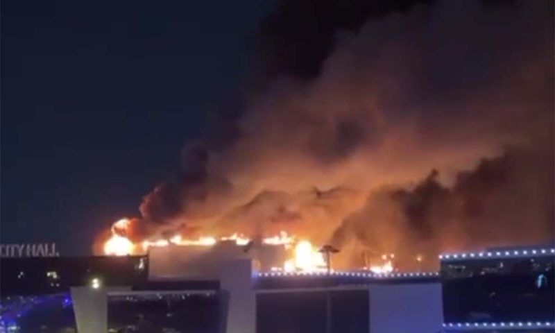 В здании концертного зала «Крокус Сити Холл» начался пожар