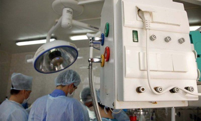 Пораженную 18-сантиметровой опухолью почку удалили онкологи в Краснодаре