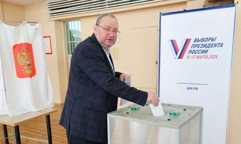 Министр здравоохранения Кубани Филиппов проголосовал на выборах президента РФ