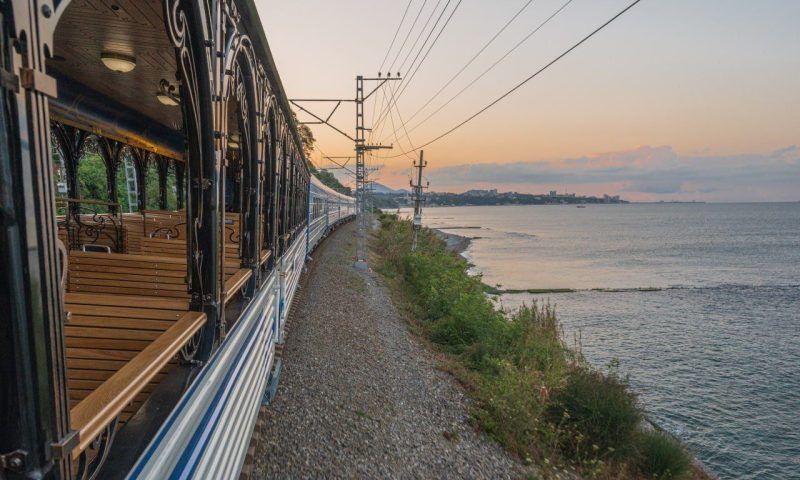 Туристический ретропоезд Туапсе — Сочи — Гагра возобновит работу с 1 мая