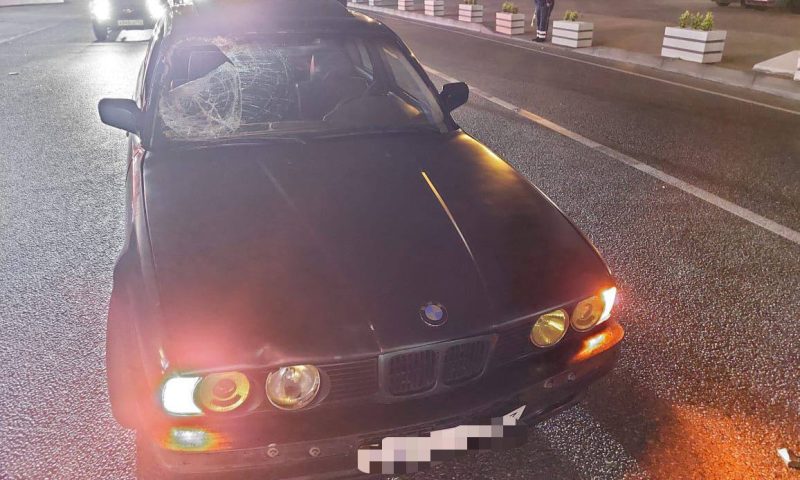 Водитель BMW наехал на пешехода в Сочи, пострадавший скончался в больнице
