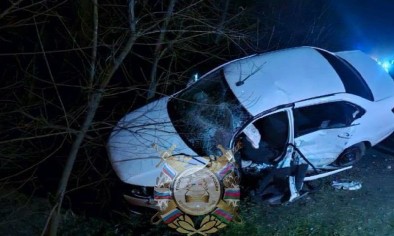 На Кубани водитель «Лады» погиб в лобовом ДТП с вылетевшим на встречку Mercedes
