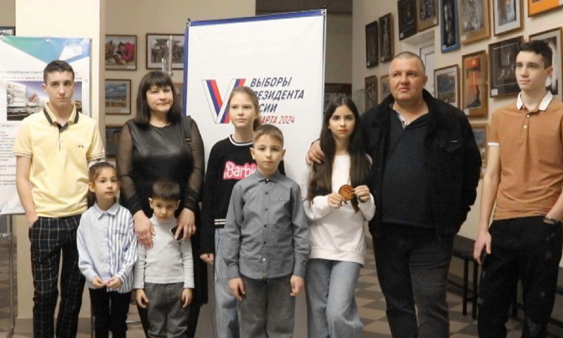 Участники проекта «Всей семьей» из Тбилисского района проголосовали на выборах
