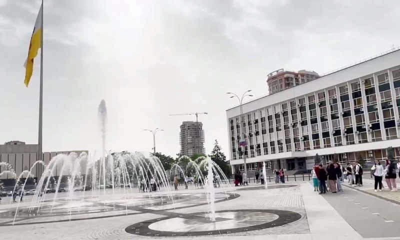 В Краснодаре запустили 14 фонтанов и фонтанных комплексов