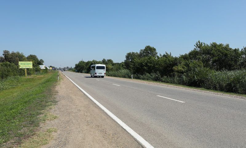 Движение грузовиков ограничат на федеральной трассе А-146 в Краснодарском крае