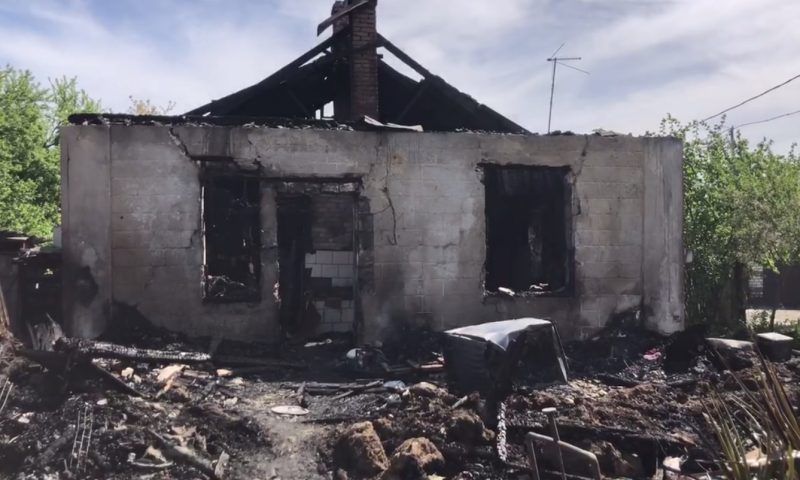 В Краснодаре ночью сгорел частный дом, есть погибшие