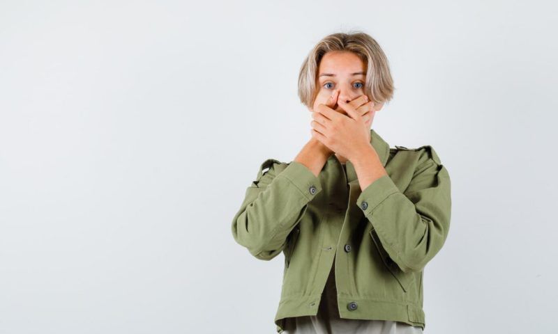 Какие обследования надо провести, заметив устойчивый запах изо рта?