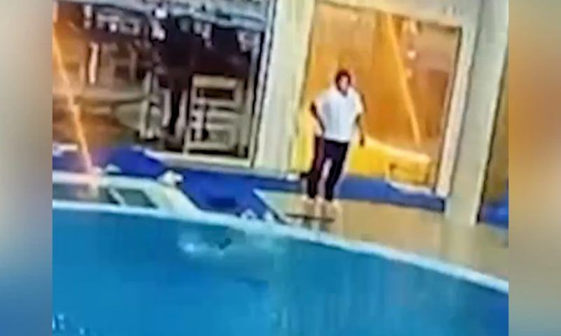 Уборщица SPA-комплекса в Адыгее спасла тонущего в бассейне ребенка