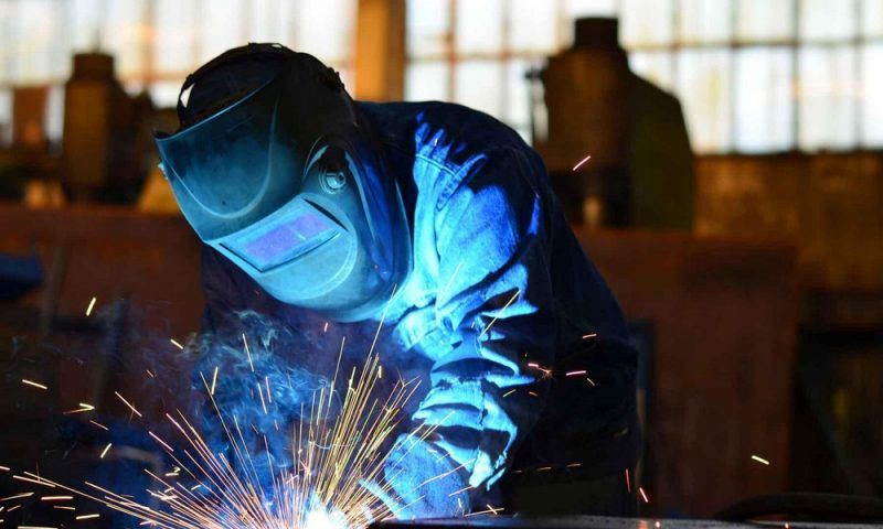 Кондратьев: нужно развивать и модернизировать промышленные предприятия на Кубани