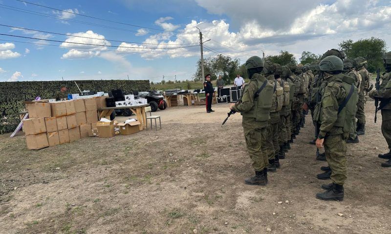 Власов передал батальону «Краснодарский» оборудование на 50 млн рублей