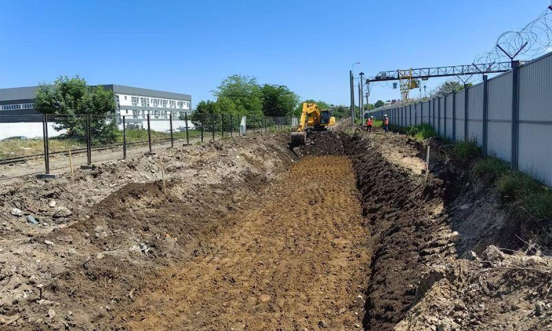 На месте строительства Западной трамвайной линии в Краснодаре меняют грунт