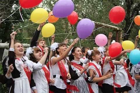 Отказаться от запуска воздушных шаров на выпускных призвали в Краснодаре