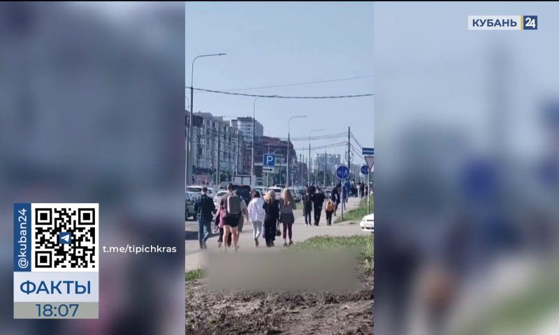 Движение машин ограничено из-за коммунальной аварии на Московской в Краснодаре