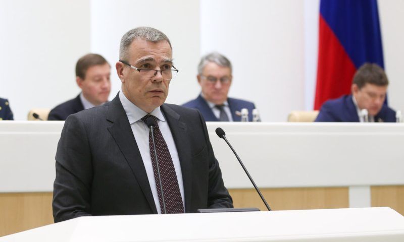 Замглавы Минобороны назначен бывший министр по делам Крыма Олег Савельев