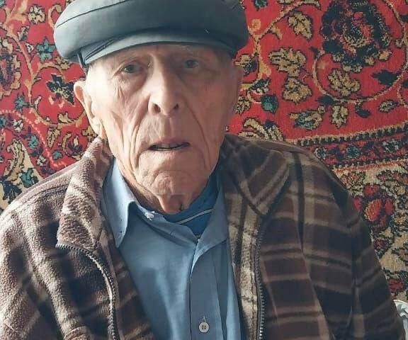 Кондратьев поздравил ветерана Ивана Громова со 100-летним юбилеем