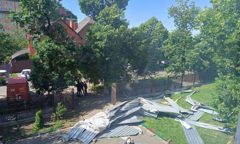 Уголовное дело завели по факту падения крыши в школе № 29 в Краснодаре