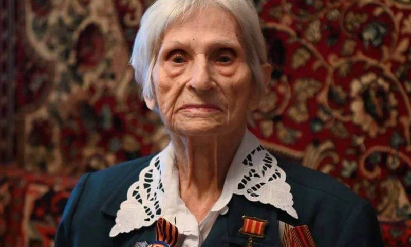 Кондратьев поздравил ветерана Богданову из Краснодара со 100-летним юбилеем