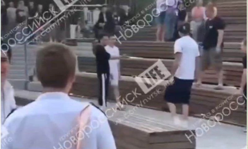 Подростки устроили массовую драку в парке Фрунзе в Новороссийске